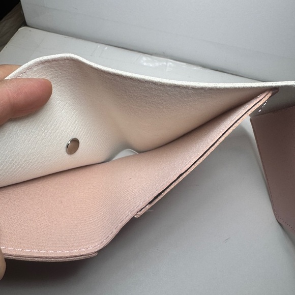 Cute Hello Kitty Plaid Tri-fold wallet - Picture 9 of 10